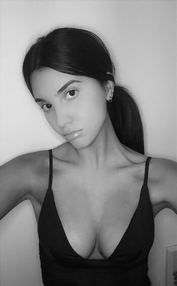 Olivia Alves