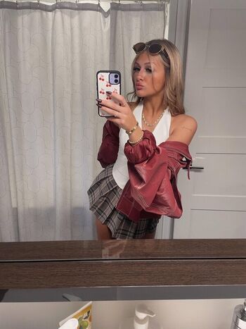 Full leaked Olivia deni private photo
