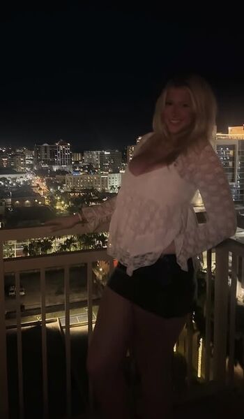 Full leaked Olivia kuehner private photo