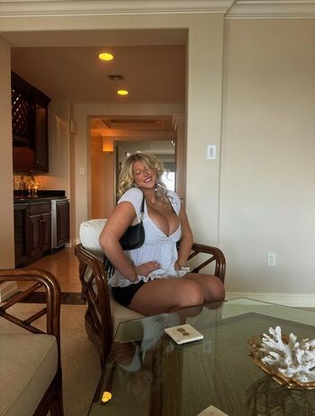 Full leaked Olivia kuehner private photo