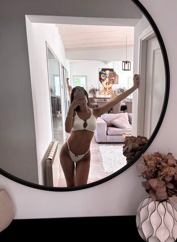 Full leaked Olivia valentina private onlyfans photo