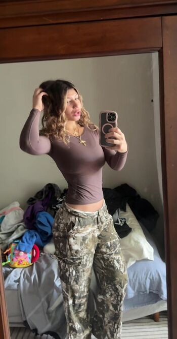 Full leaked Oliviax private photo