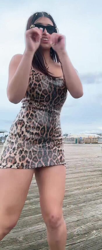 Full leaked Oliviax private photo
