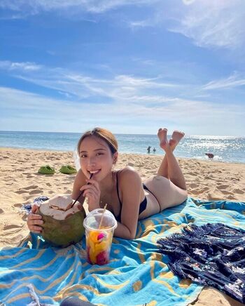 Full leaked Oliviakkm private photo
