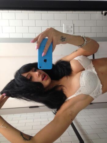 Full leaked Oliviaraynn private photo