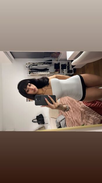 Full leaked Oliviaraynn private photo