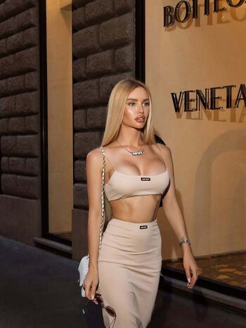 Full leaked Olya abramovich private photo