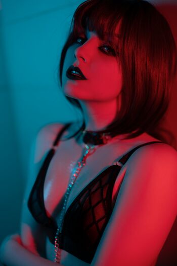 Full leaked Olyashaa page private photo