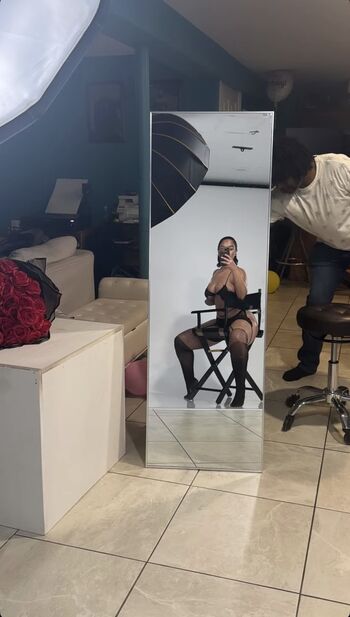 Full leaked Omaima benamre private photo