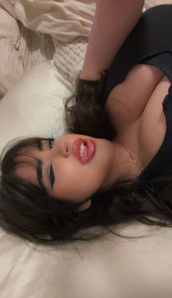 Full leaked Omglove private photo