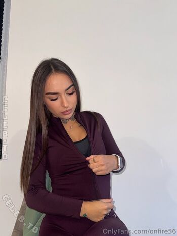 Full leaked Onfire page private photo