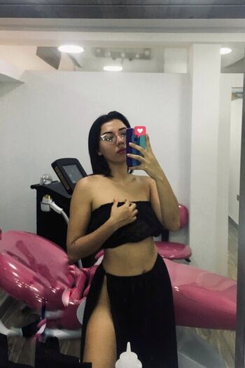 Full leaked Onlycallmelala private photo