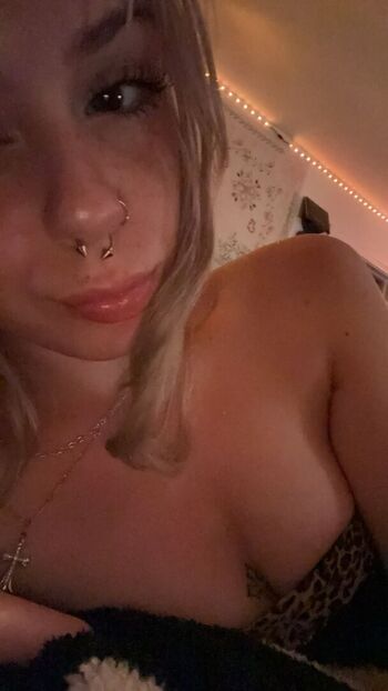 Full leaked Onlygothbitches private photo