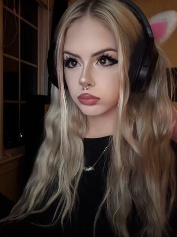 Full leaked Onlygothbitches private photo