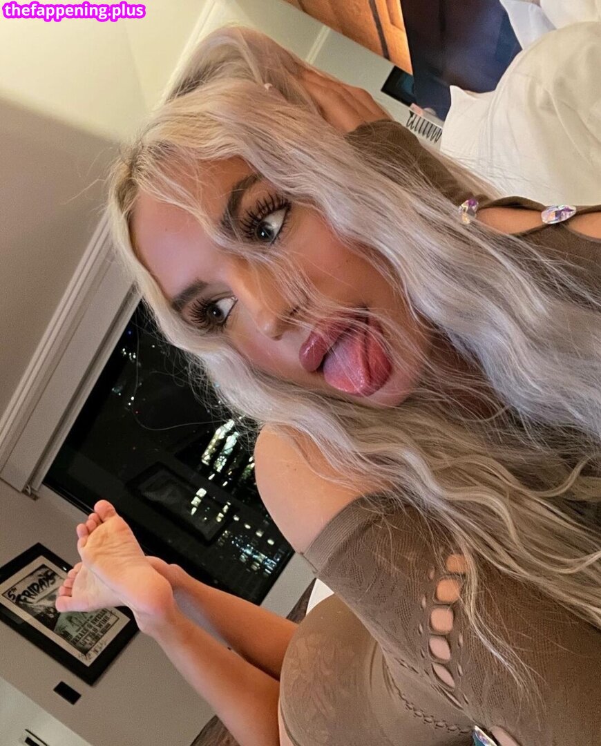 Oona longstreet / oona_who Photo OnlyFans Nu #3