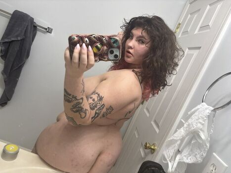 Full leaked Oopsmollie private photo