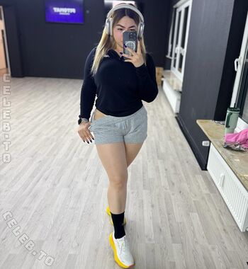 Full leaked Oriannafox page private photo
