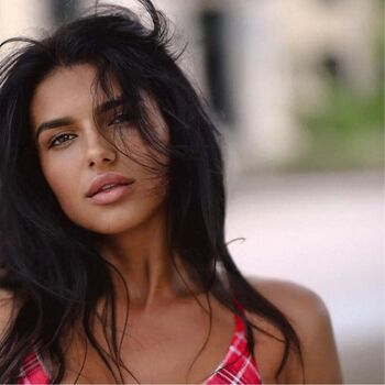 Full leaked Ostrovska private photo