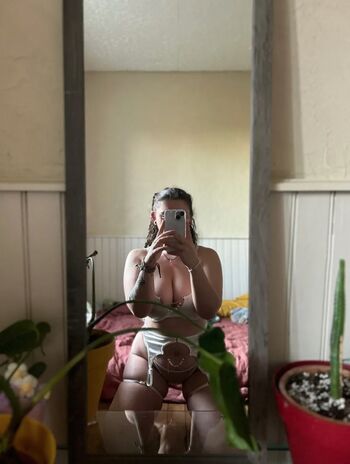 Full leaked Otijom private photo