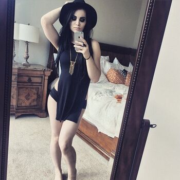Full leaked Paige wwe private photo