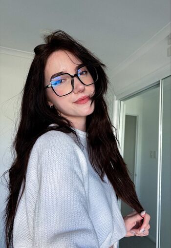 Full leaked Paisley private photo
