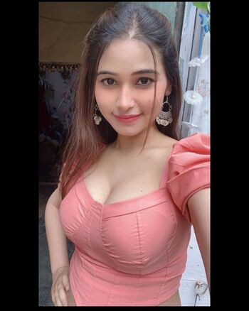 Full leaked Pallavi gupta private photo