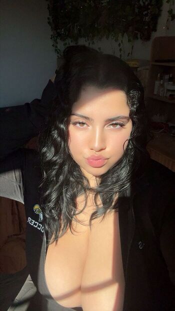 Full leaked Papasqrt page private photo
