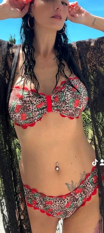 Full leaked Papilloncorse private photo
