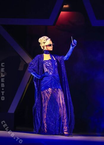 Full leaked Paris hilton private photo