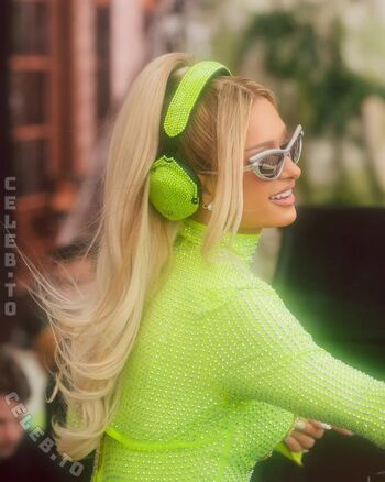 Full leaked Paris hilton page private photo