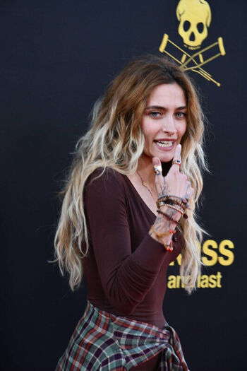 Full leaked Paris jackson private photo
