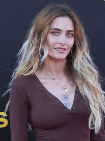 Full leaked Paris jackson private photo