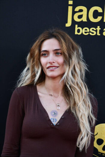 Full leaked Paris jackson private photo