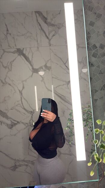 Full leaked Parlayprincesa private photo