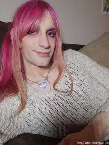 Full leaked Paskie songbird private photo