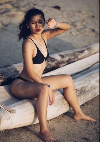 Full leaked Pathum manu private photo