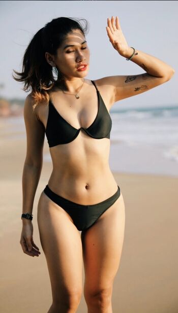 Full leaked Pathum manu private photo