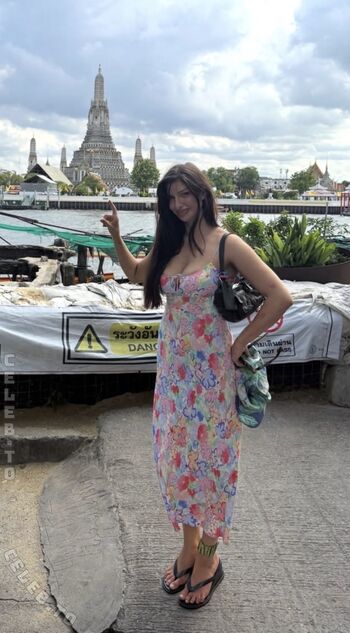Full leaked Pati valpati private photo