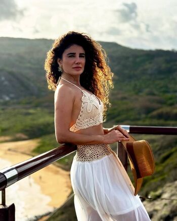 Full leaked Paula fernandes private photo