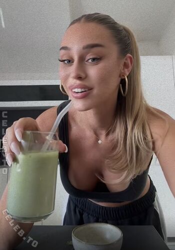 Full leaked Payton ramolla page private photo