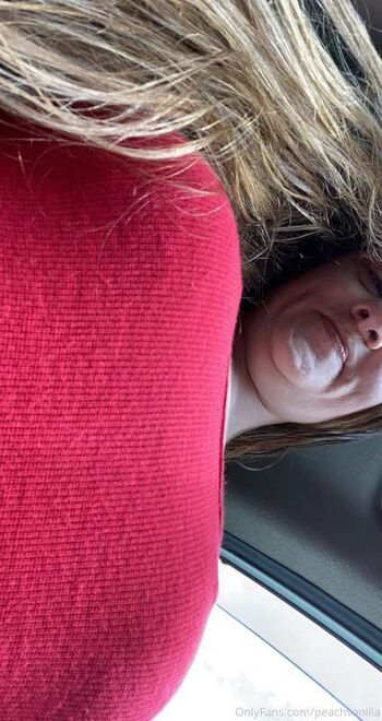 Full leaked Peach vanilla private photo