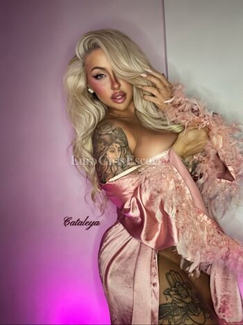 Full leaked Peachy goddess page private photo