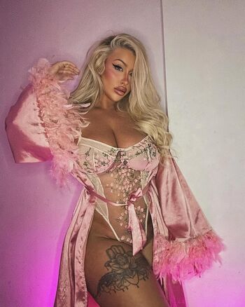 Full leaked Peachy goddess private photo