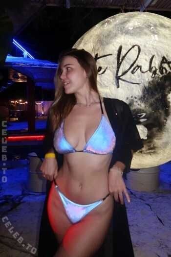 Full leaked Peachylina private photo