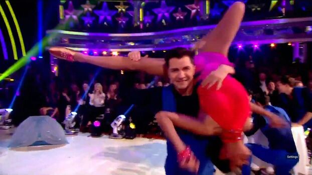 Full leaked Pearl tv upskirt page private photo