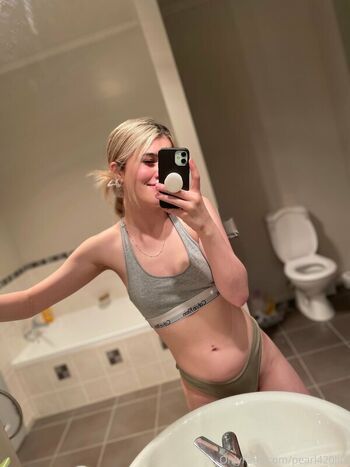 Full leaked Pearl private photo