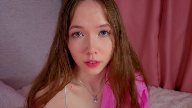 Full leaked Pearly peach private photo