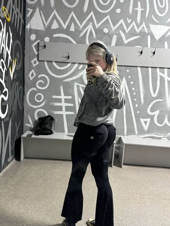 Full leaked Pelememe page private photo