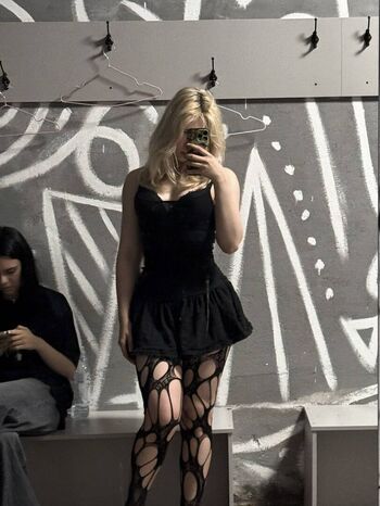 Full leaked Pelememe private photo