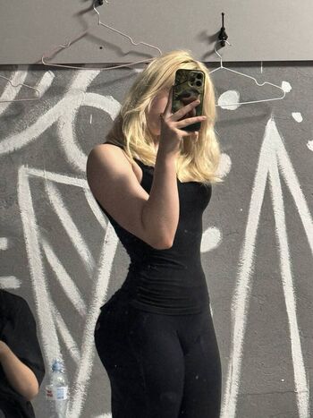 Full leaked Pelememe private photo